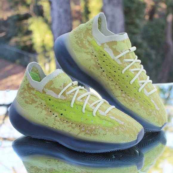 Adidas Yeezy Boost 380 Hylte Glow Men’s Size 9.5 main image 6